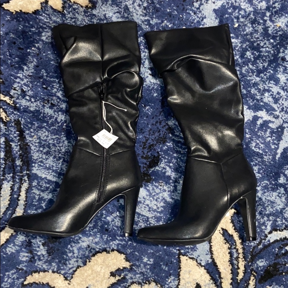 Christian Siriano black heeled boots
